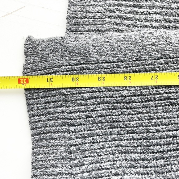 Carly Jeans Los Angeles Cardigan Sweater - Picture 14 of 16